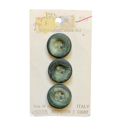 Vintage 3035 Le Chic 3/4 Medium Green Matte 4 Hole Buttons 3 on Button Card