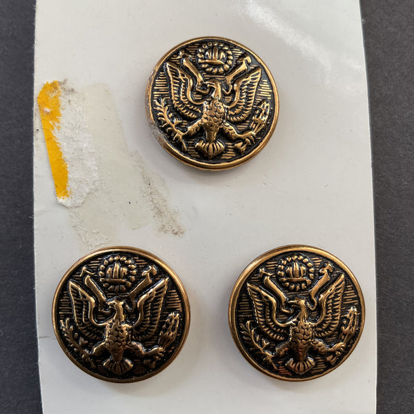 Vintage Le Chic 1353 Gold Tone Eagle 3/4 Buttons 3 on Card
