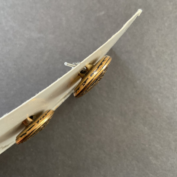 Vintage Le Chic 1353 Gold Tone Eagle 3/4 Buttons 3 on Card