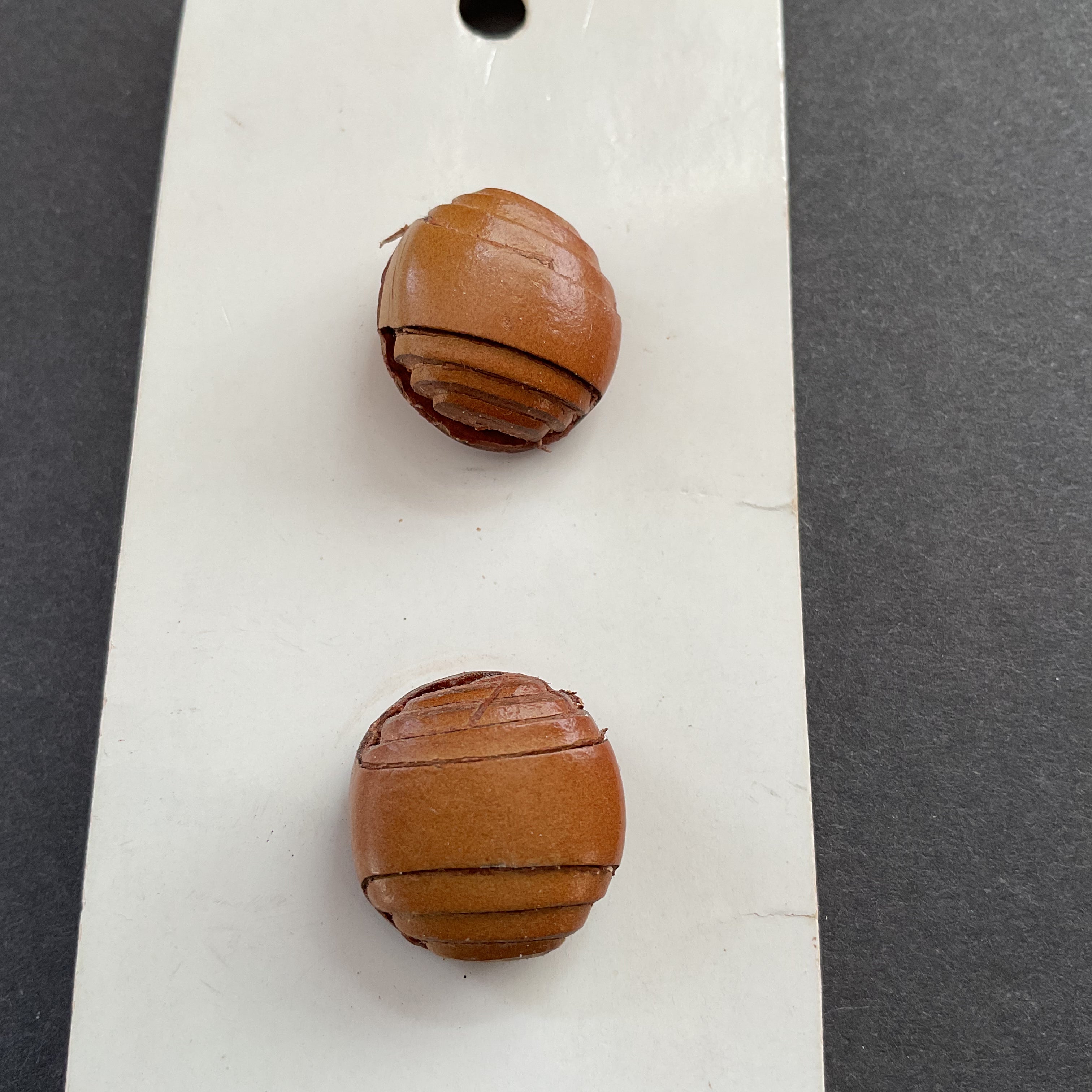 JHB Imports 5/8 Shank Buttons 2 on Card Faux Brown Leather - Avid Vintage