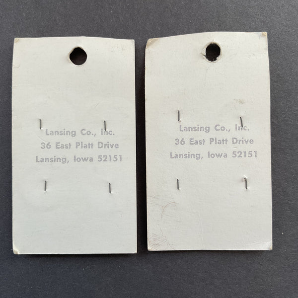 Vintage Le Petite 1577 Red  Plastic Buttons 8 on 2 Original Cards