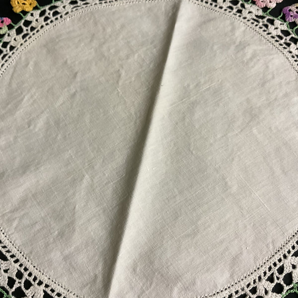 Vintage Hand Crochet Round Doily Variegated Flower Edge