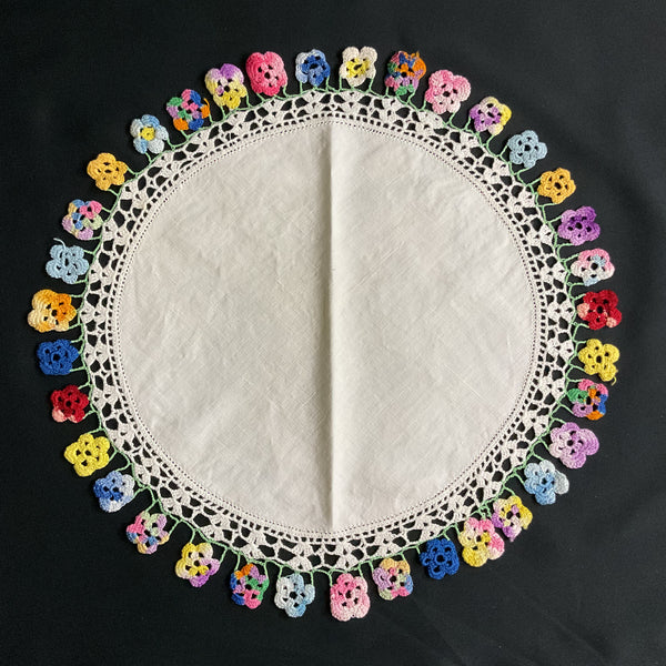 Vintage Hand Crochet Round Doily Variegated Flower Edge