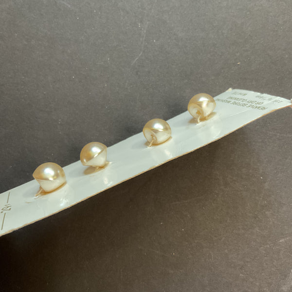 Vintage 194 Le Chic 1/2 Faux Pearl Plastic Shank Buttons 4 on Button Card