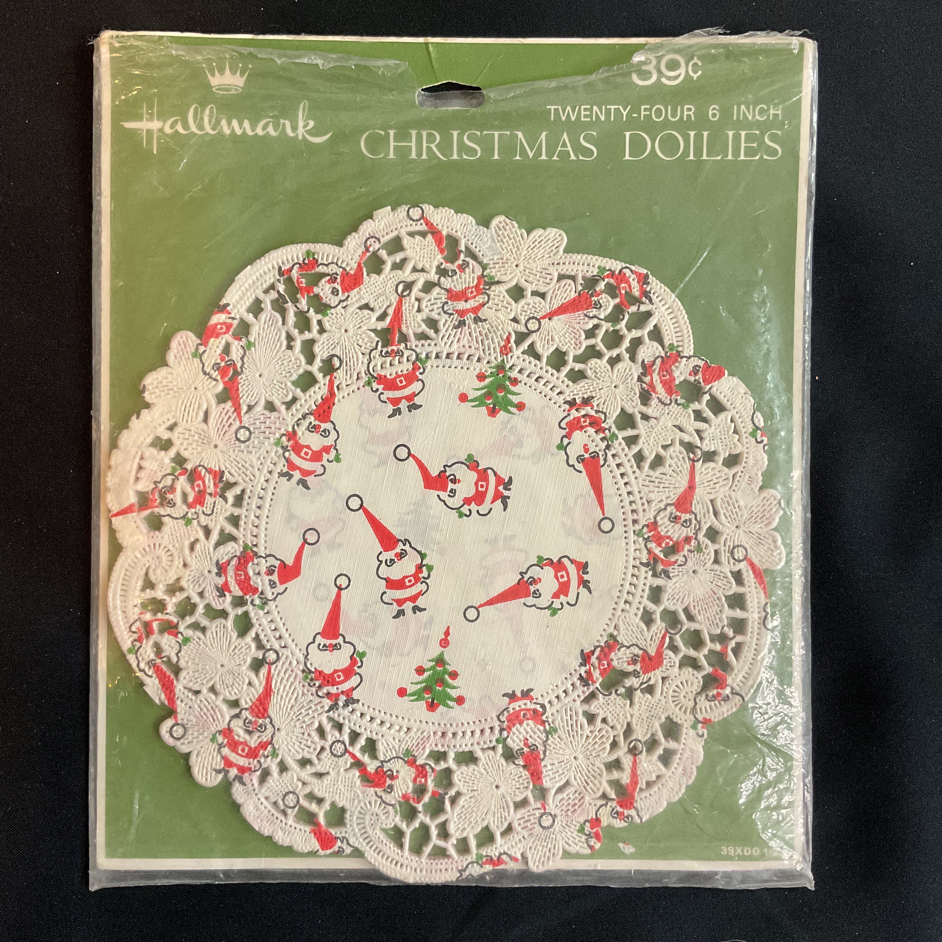 Vintage Santa Claus Paper Christmas Doilies 6 Inch Hallmark