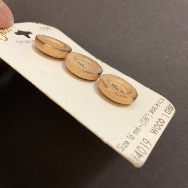 Vintage 5/8” Le Chic 4019 Wood 2 Hole Buttons 3 on Card