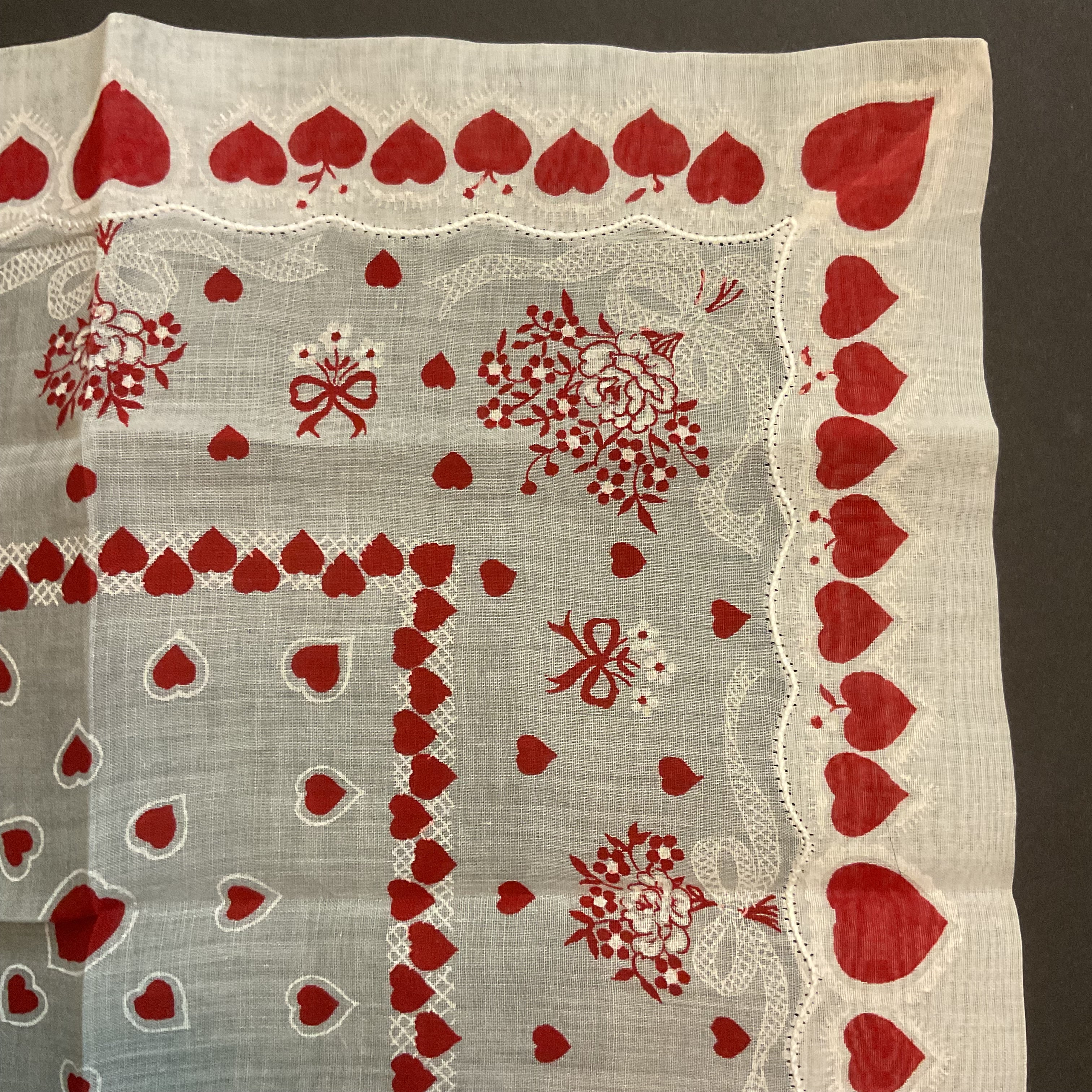 Vintage Valentine Hanky Red Heart Border Flower Bouquets