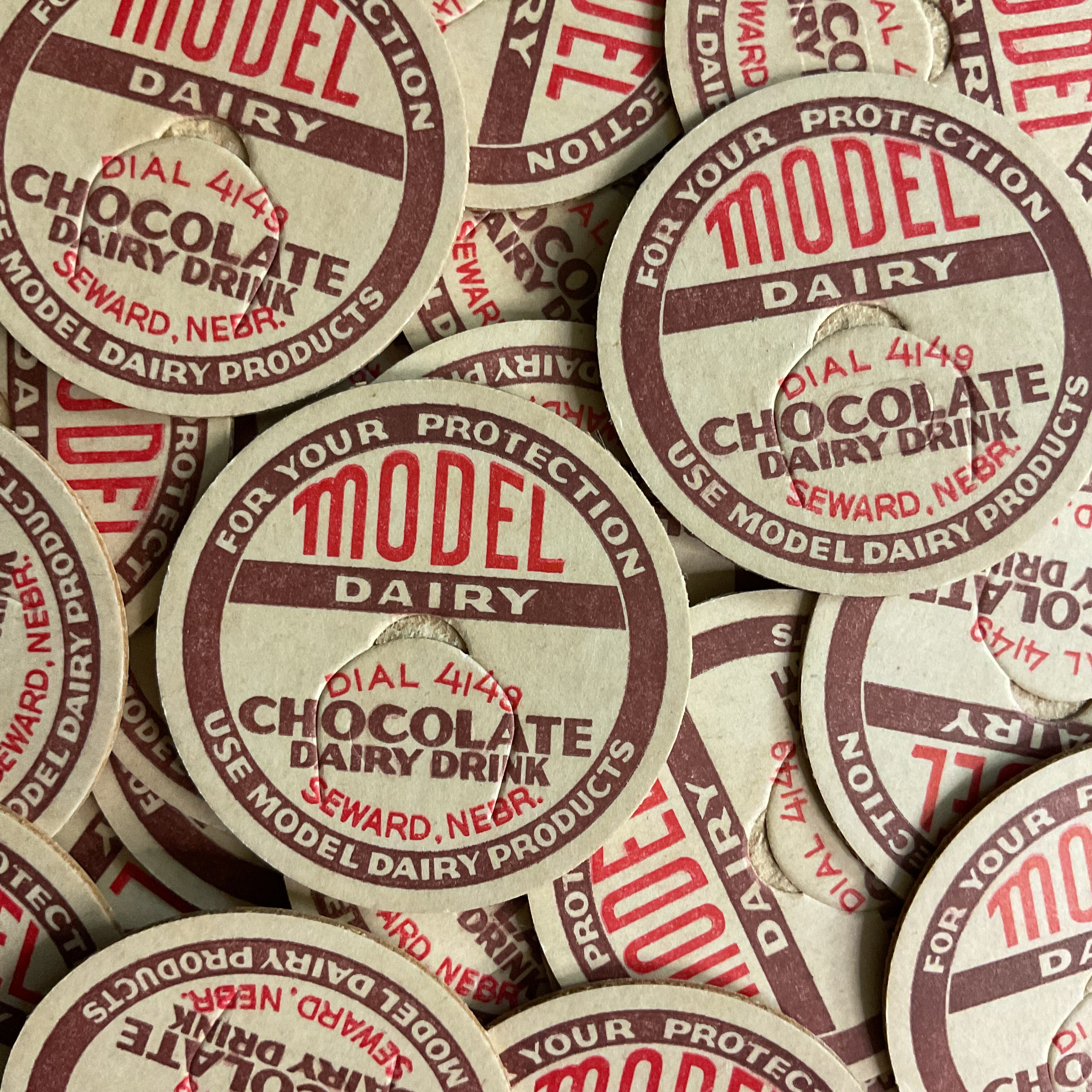 Vintage Chocolate Milk Bottle Cap Seward Nebraska Model Dairy - Avid Vintage