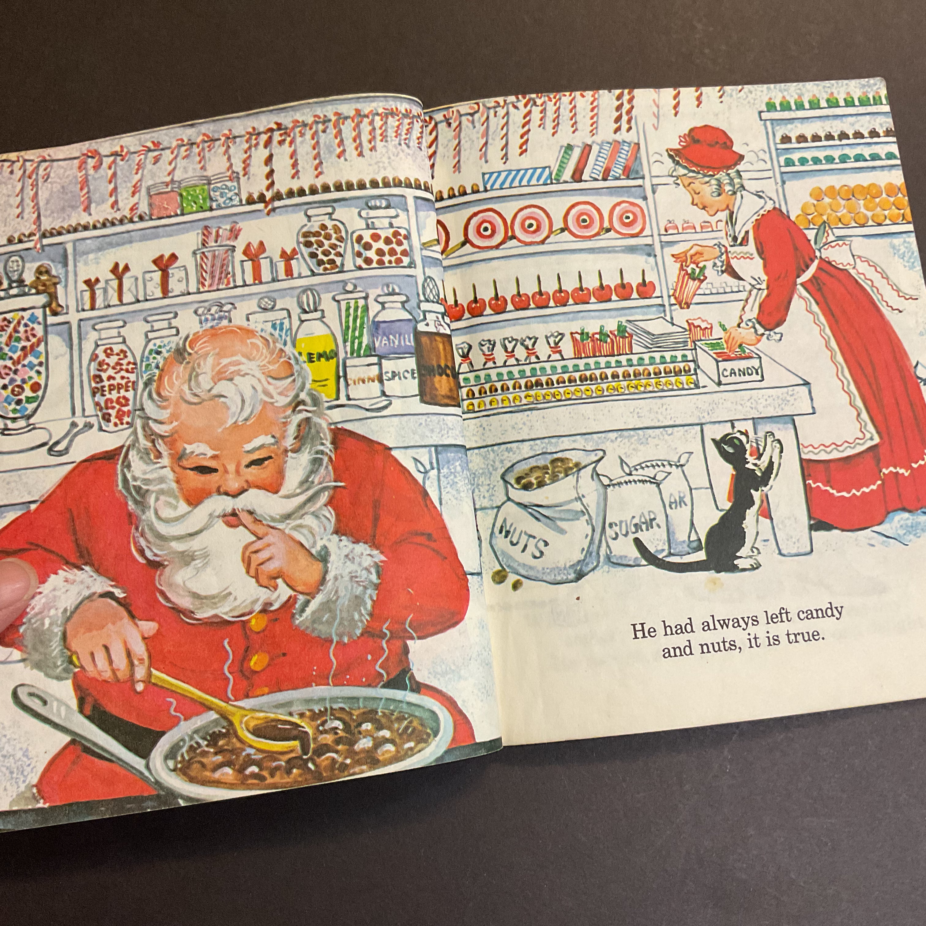 Santa’s Surprise Book Florence Sarah Winship Vintage 1979 Little Golden Book
