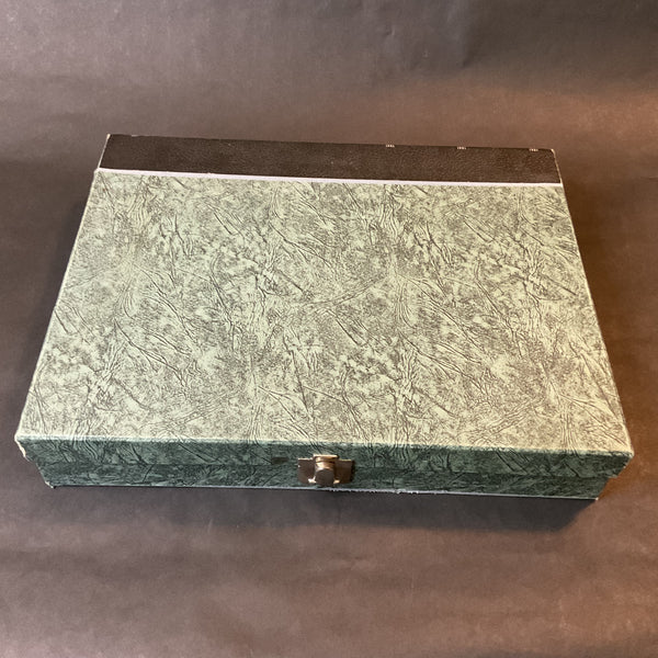 Vintage Globe Wernicke Document Holder Letter Box with Dividers