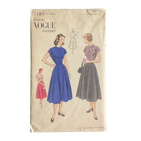 Vintage 1950s Vogue Pattern 3186 Front Button Dress with Kimono Sleeves Bust 31.5 Hip 35.5