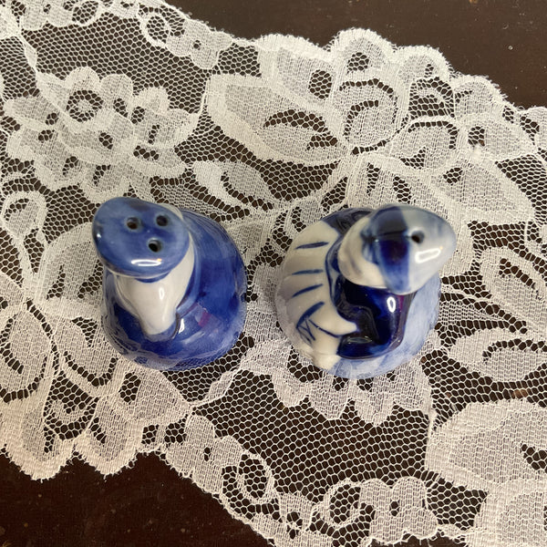 Vintage Delft Blue Salt and Pepper Shakers Set Dutch Man and Woman