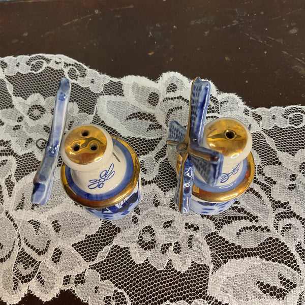 Vintage Delft Blue Windmill Salt and Pepper Shakers Set Blades Spin