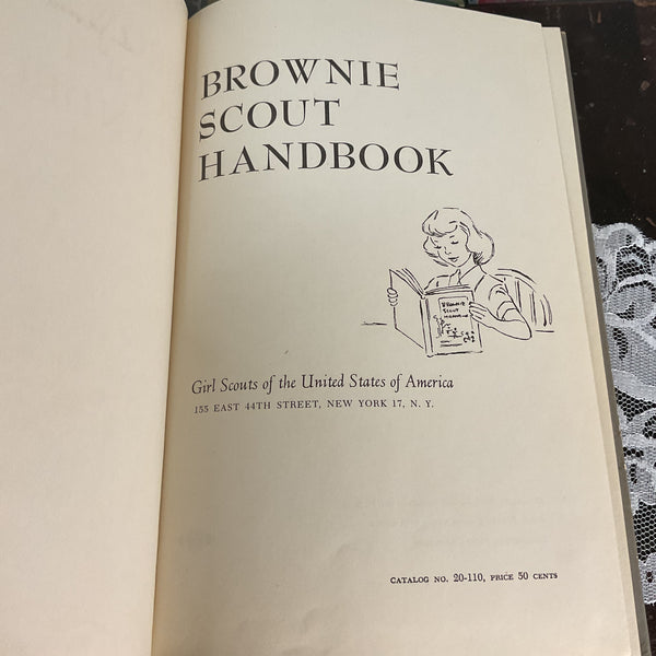 Brownie Scout Handbook Vintage 1951 Hardcover Book Ray Mitchell