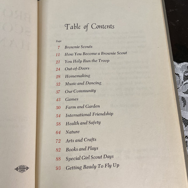 Brownie Scout Handbook Vintage 1951 Hardcover Book Ray Mitchell