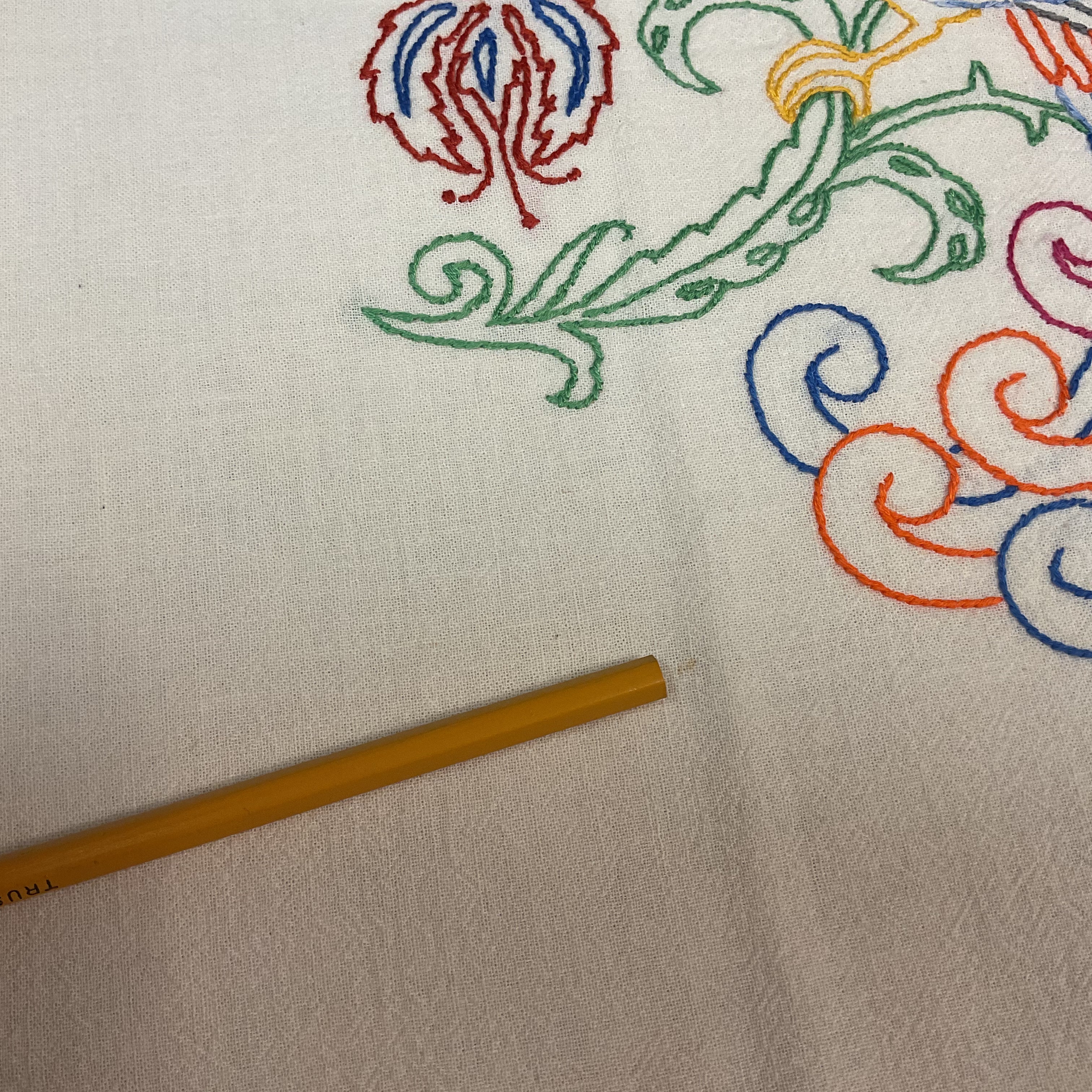 Vintage 1940s Hand Embroidered Pillow Cover Beautiful Bird 17x19