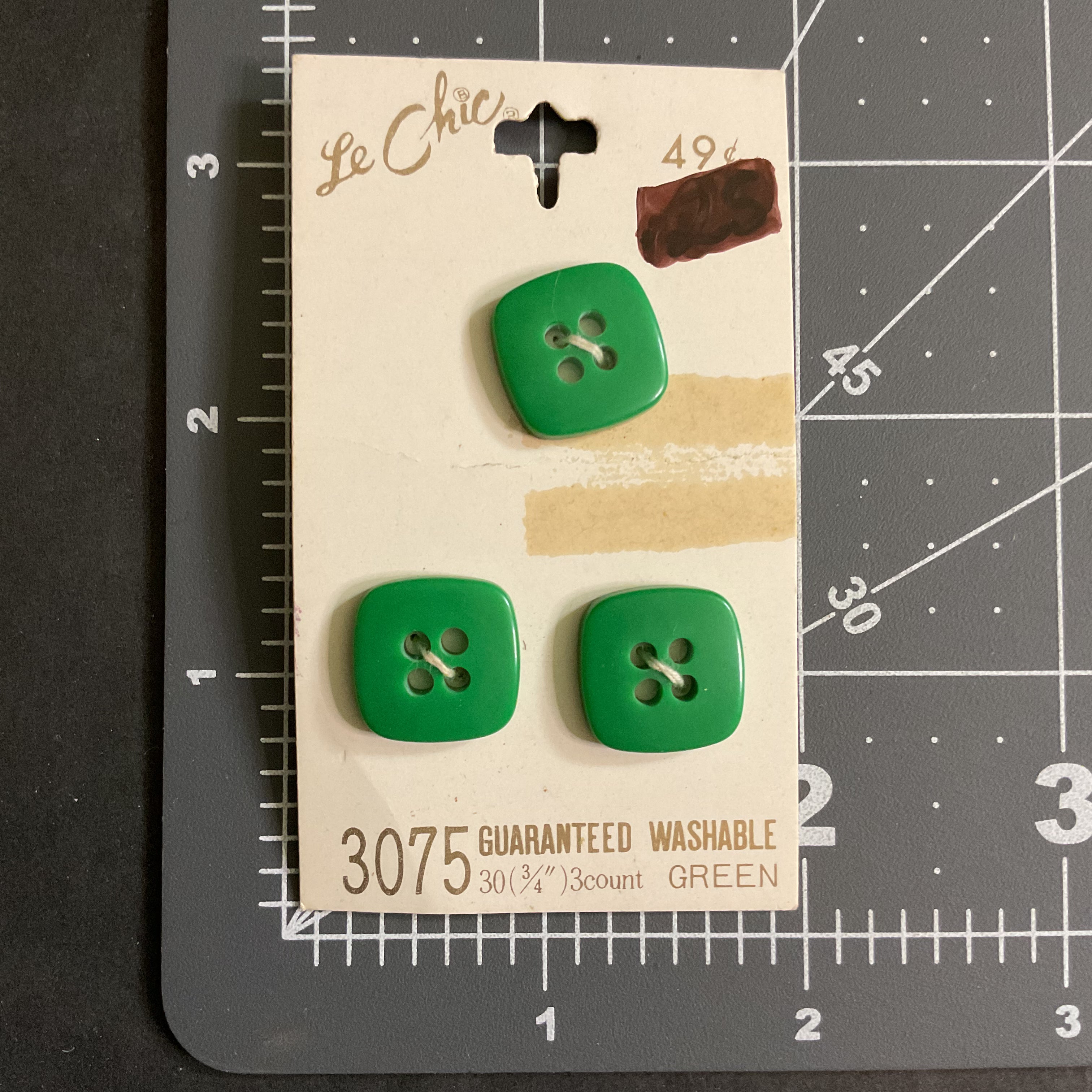 Vintage Green Le Chic Plastic 4 Hole Buttons on Card 3075