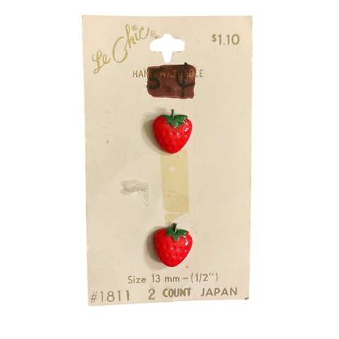 Le Chic Novelty Strawberry Shank Buttons 2 on Card No 1811