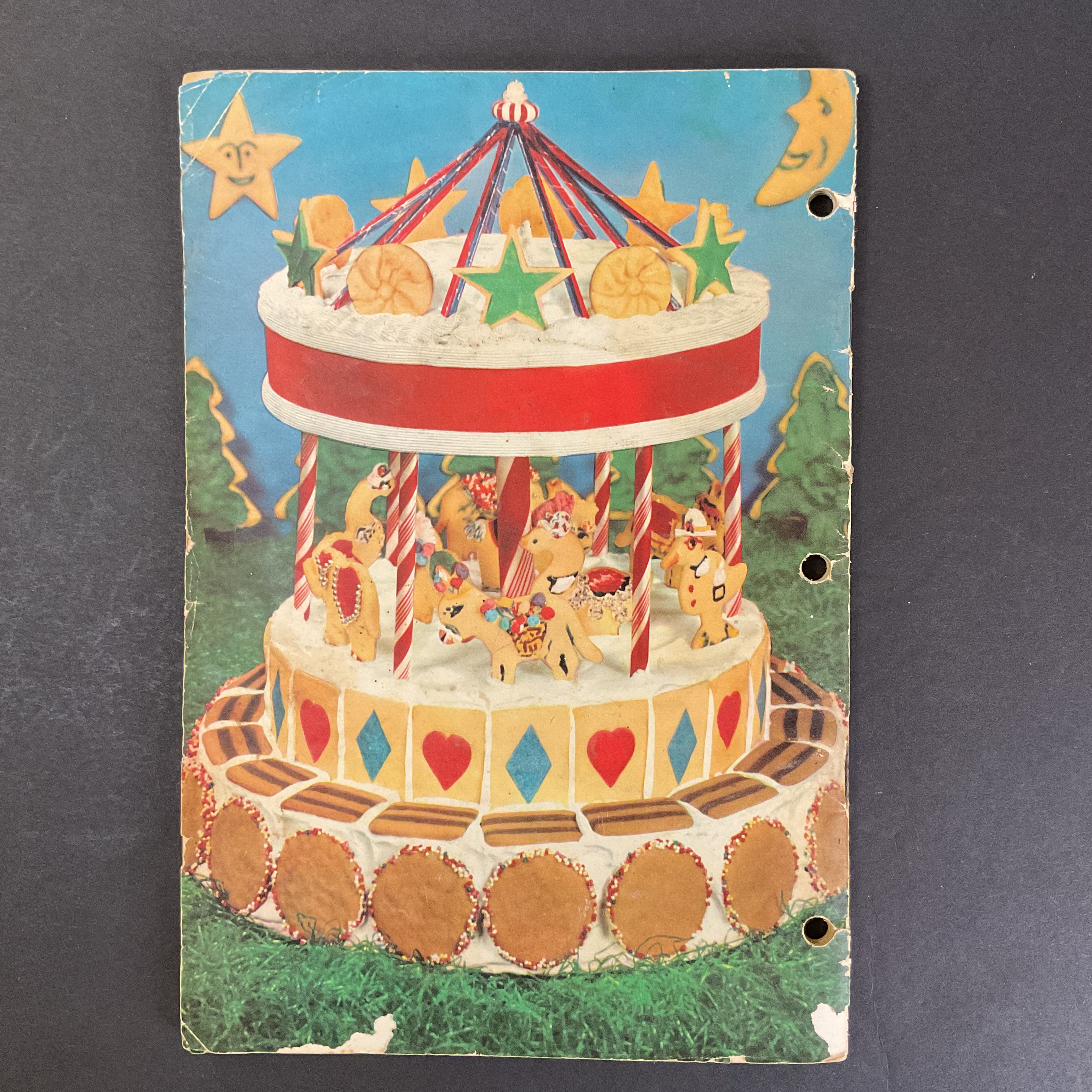 Betty Crocker’s Cooky Carnival Vintage 1957 Cookie Recipe Book - Avid Vintage