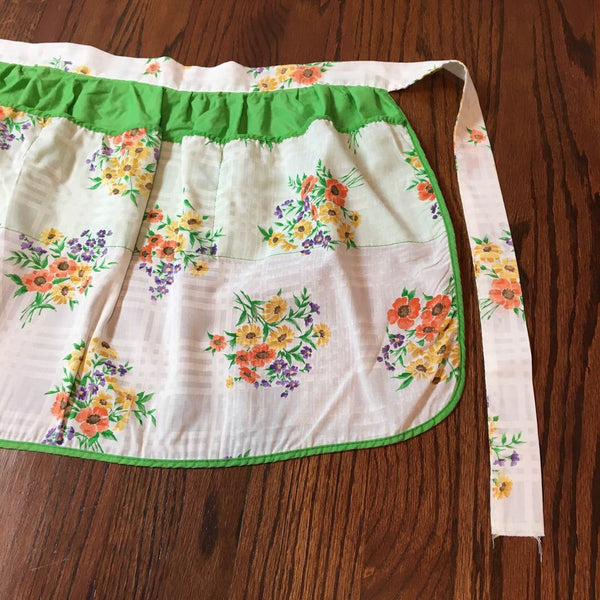 Vintage Kitchen Half Apron Green Floral 3 Pockets Tie Back