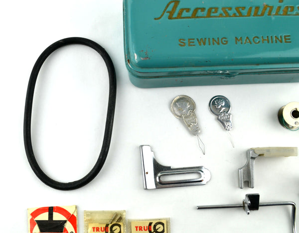 VintageSewingMachineAccessorie