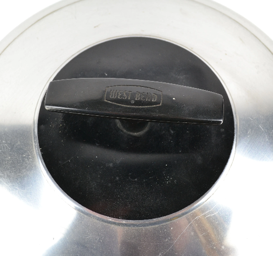 Vintage West Bend Locking Aluminum Round Cake Keeper Carrier with Lid