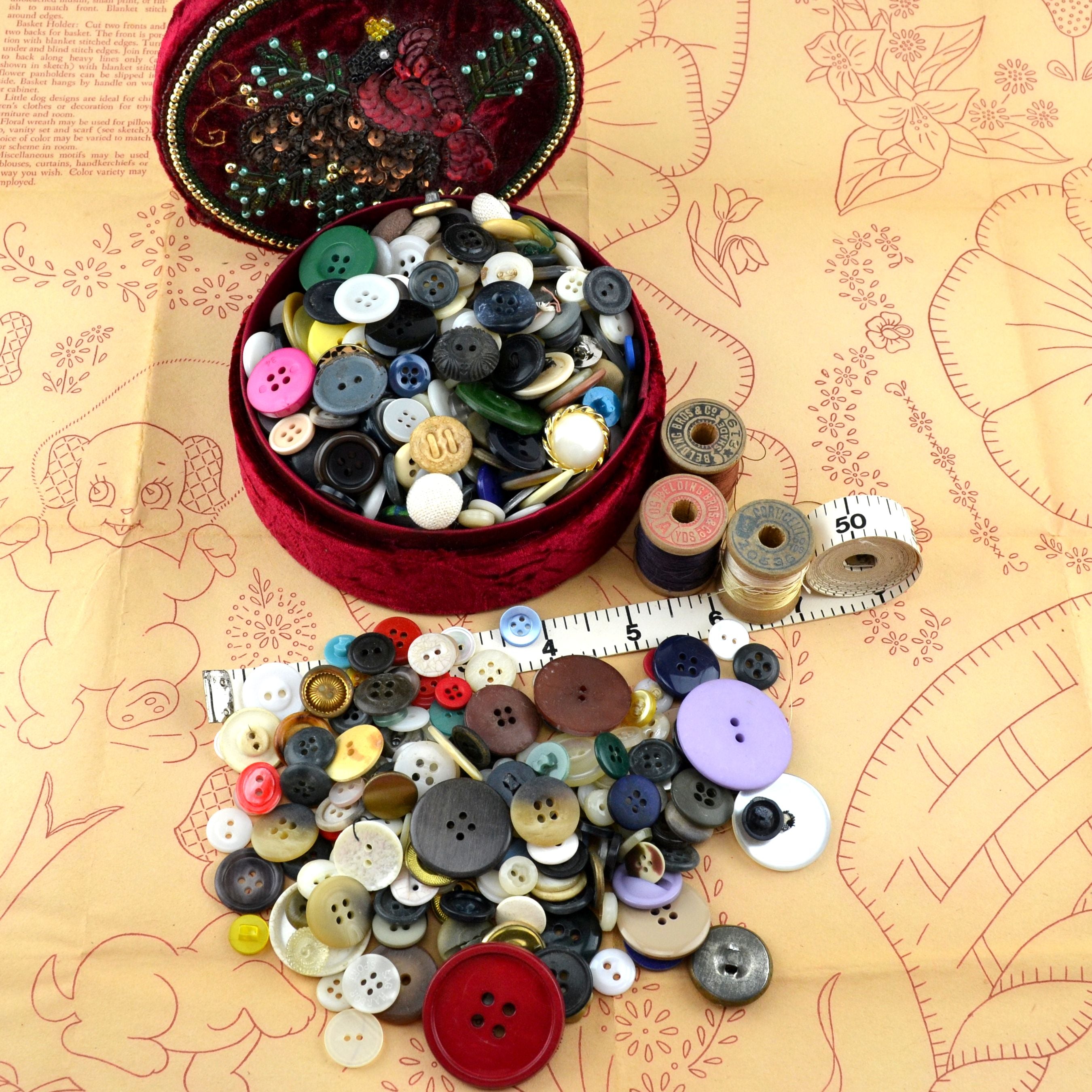 Vintage on sale sewing buttons