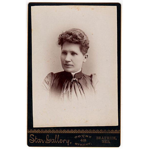 Antique Beatrice Nebraska Cabinet Card Photo Woman Curly Hair - Avid Vintage
