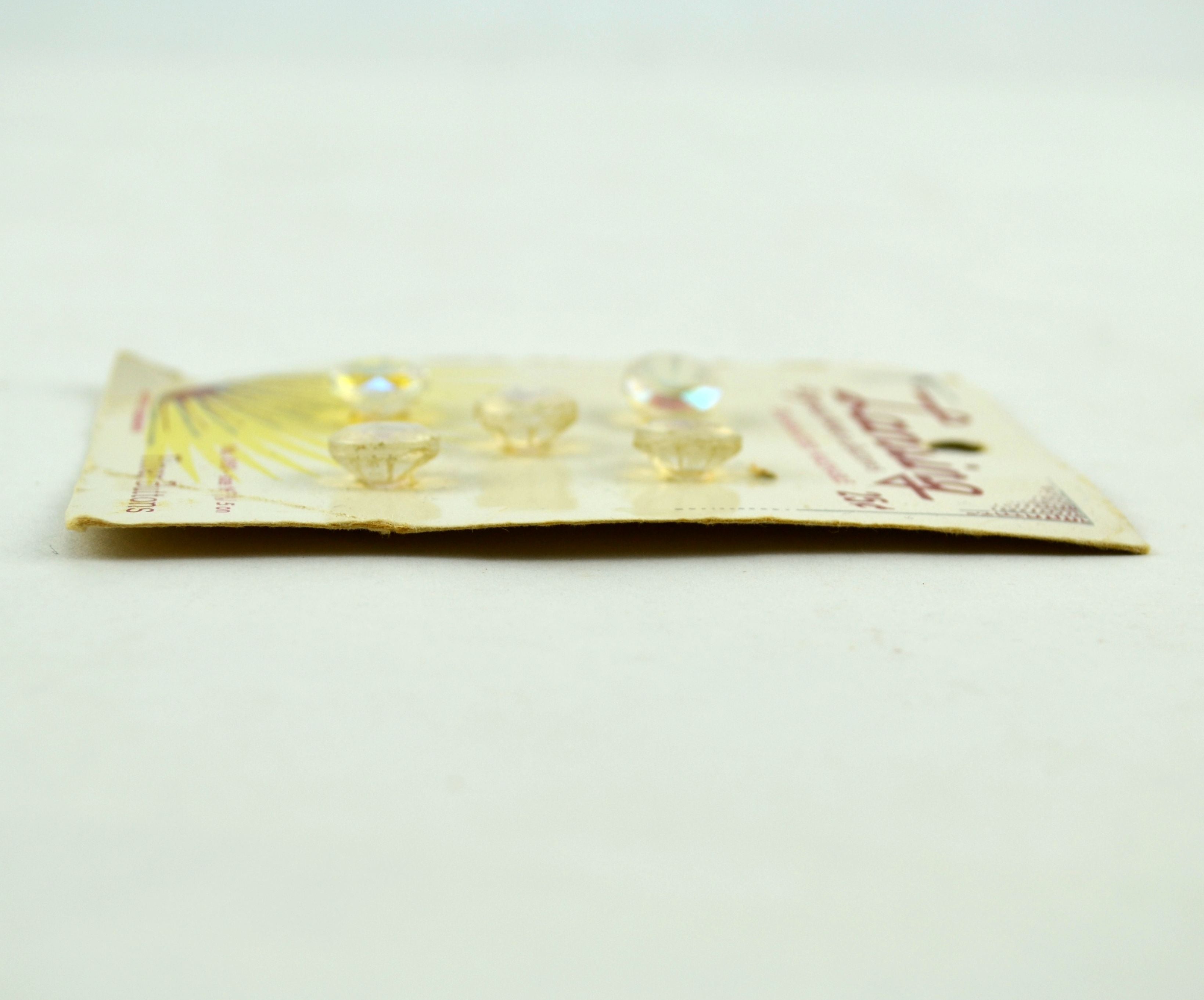 Vintage Lansing Clear Iridescent Buttons 5 on Card Faceted No 8150 Size 16 - Avid Vintage