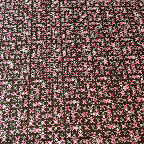 MBT Fabric Silver Sparkles, Pink and White on Brown 44 x 2 yards