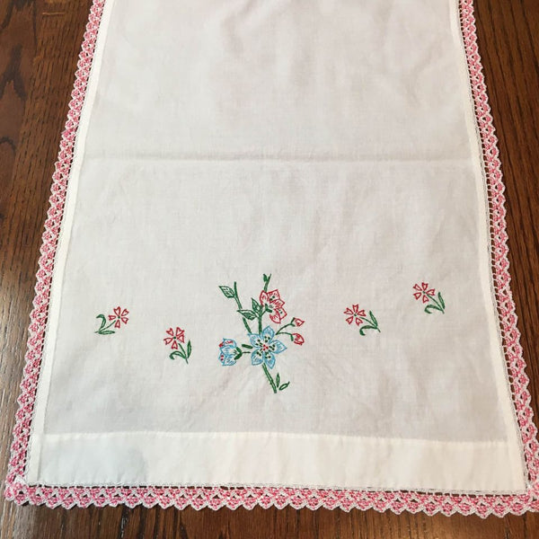Vintage 1965 Hand Embroidered Dresser Scarf or Table Runner Lily Pads 40 x 13