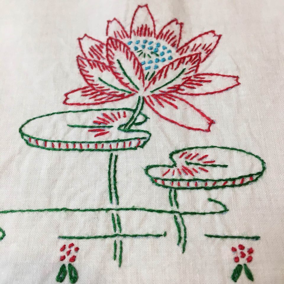 Vintage 1965 Hand Embroidered Dresser Scarf or Table Runner Lily Pads 40 x 13 - Avid Vintage