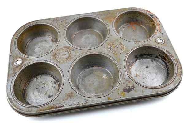 Vintage EKCO Chicago 6 Muffin Cupcake Baking Pan Tin 1 Inch Deep Cups
