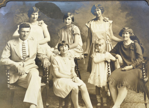 Vintage Family Photo Cardboard Frame Id'd Bruensbach Marysville Kansas