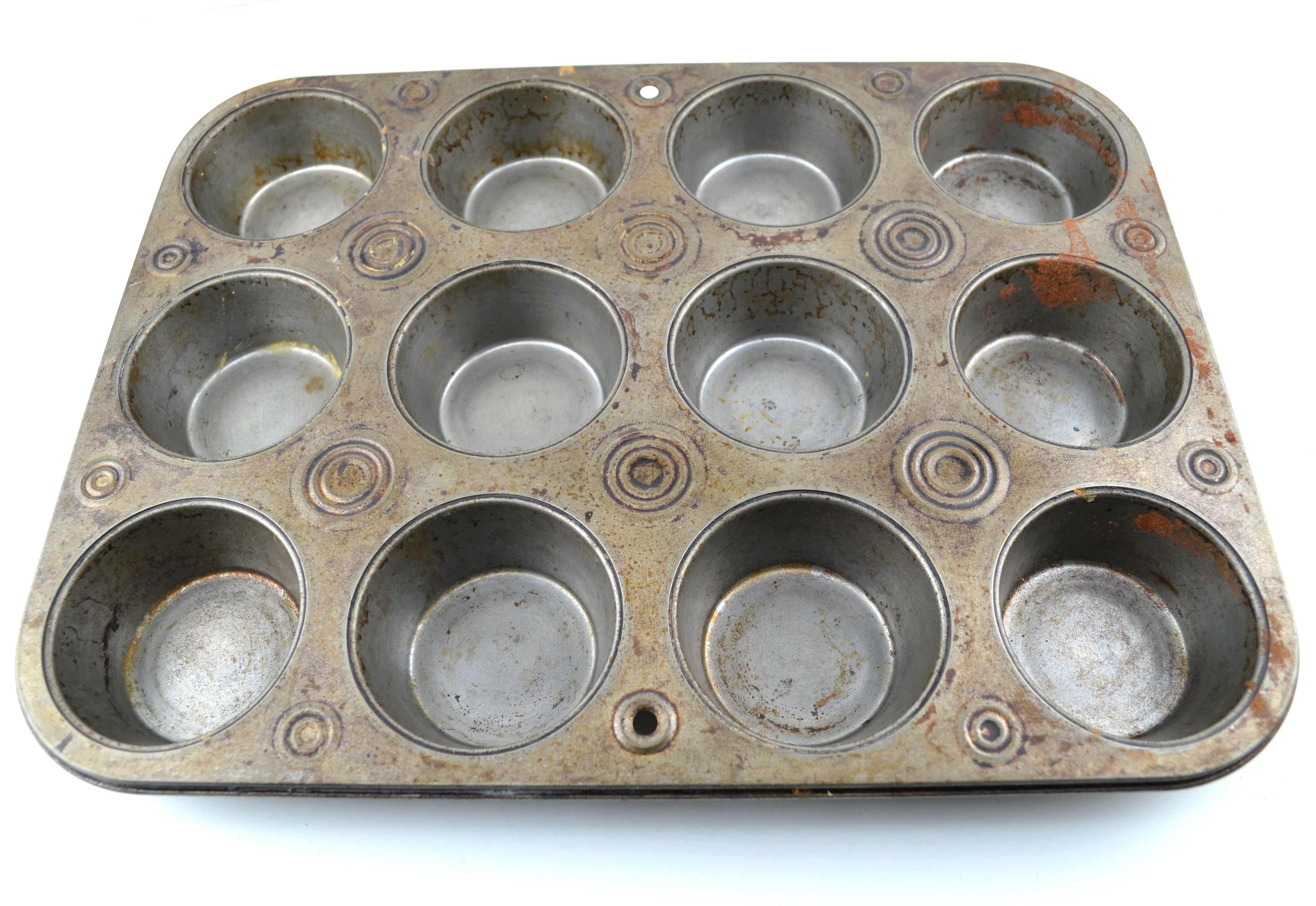 Vintage Muffin Cupcake Baking Tin 12 Round Aged Rusty Food Photography Prop - Avid Vintage