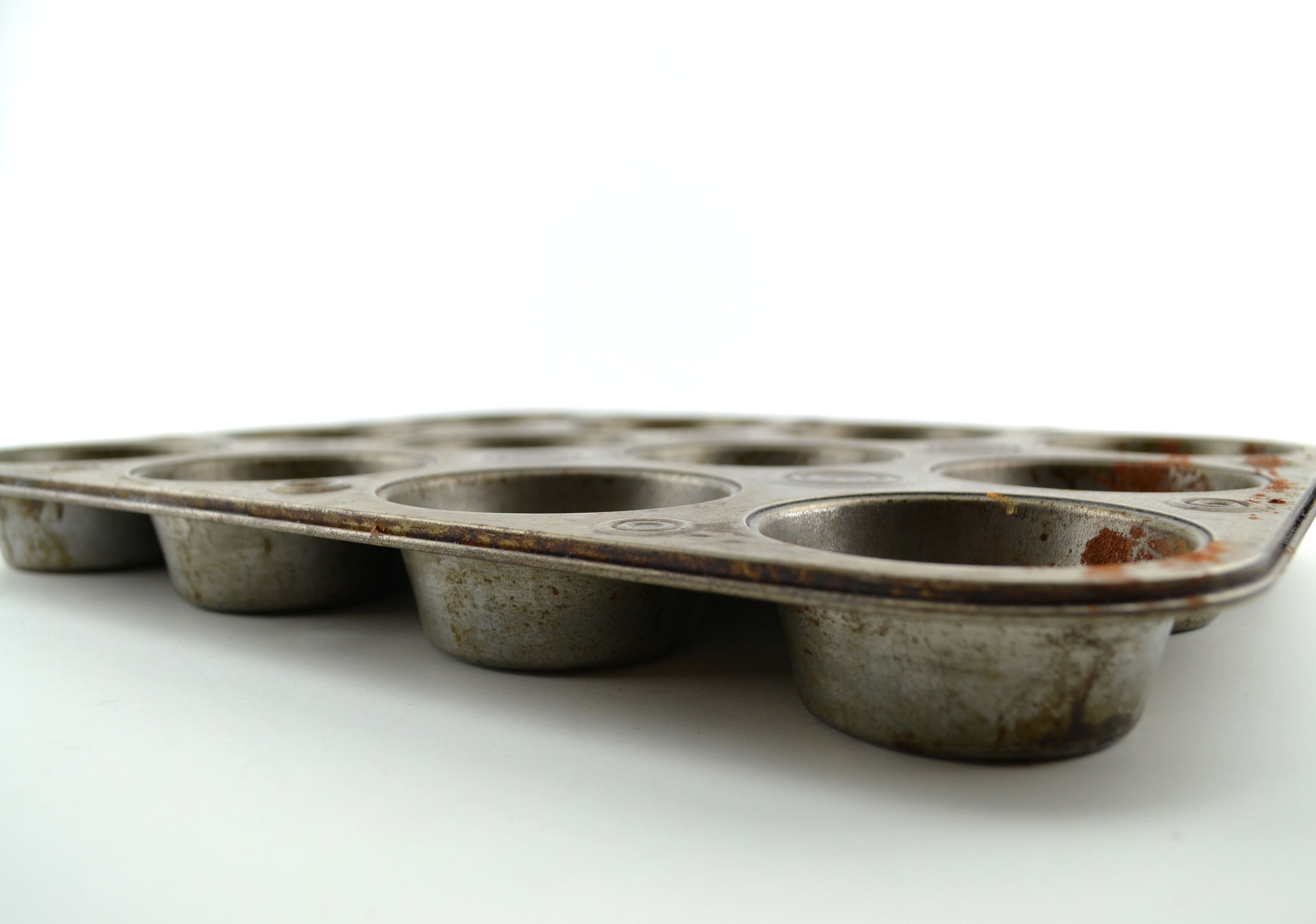 Vintage Muffin Cupcake Baking Tin 12 Round Aged Rusty Food Photography Prop - Avid Vintage