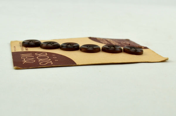Vintage Le Chic Carded Brown Buttons for Sports Wear 6 on Card No 560 Size 22 - Avid Vintage