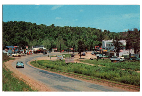 Vintage Gravois Mills Missouri Roadside 1950s Town View Chrome Postcard Unused - Avid Vintage