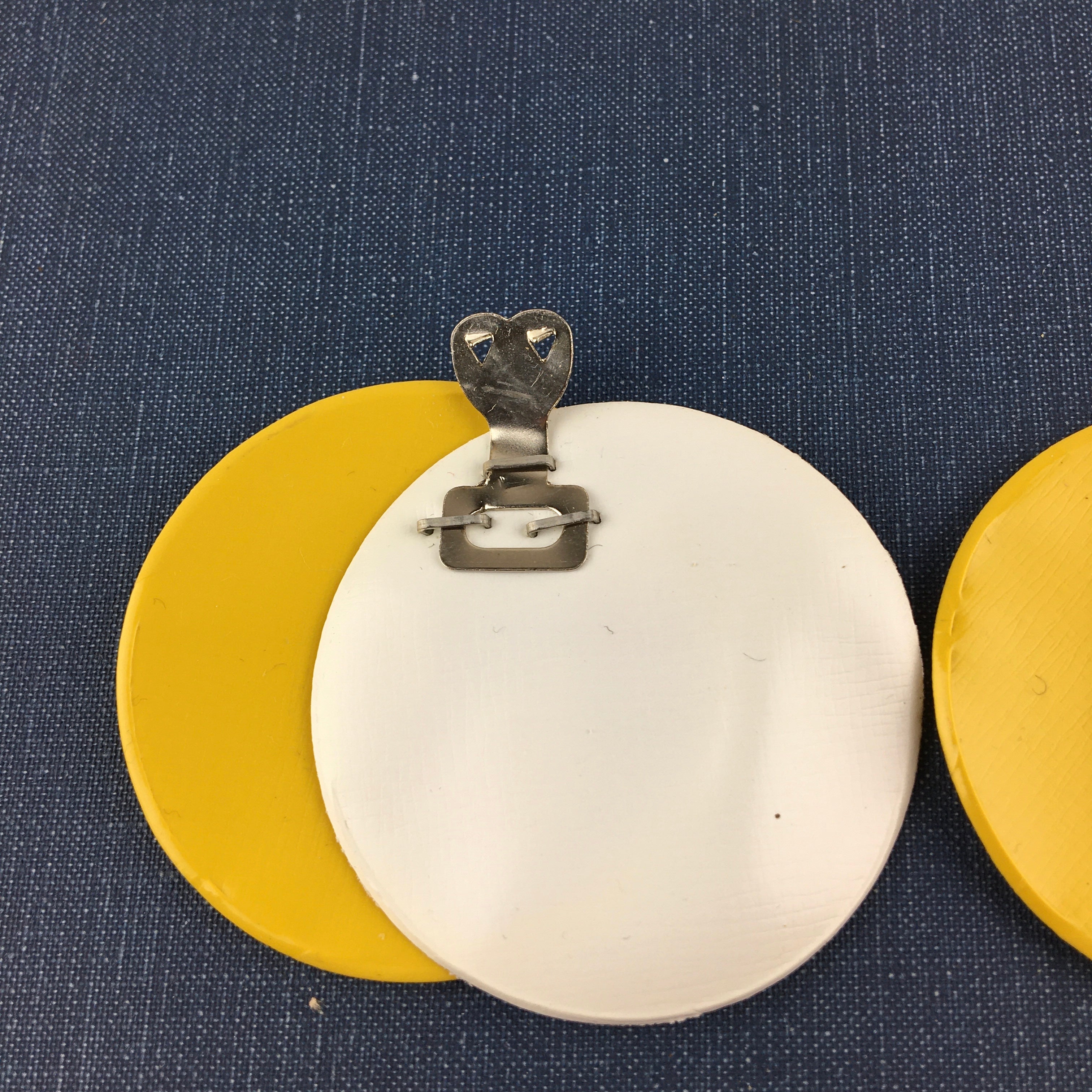 Vintage 1970s Vinyl Shoe Clips Groovy Yellow and White Circles