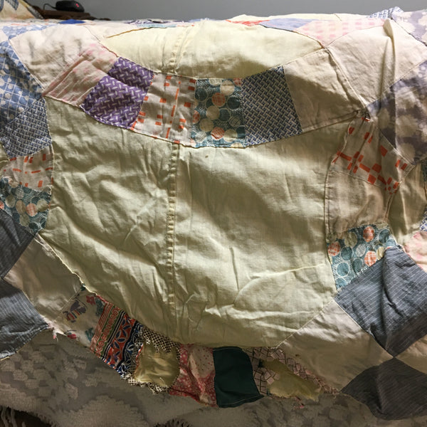 Vintage Quilt Top for Crafts Double Wedding Ring 77 x 95 Damaged