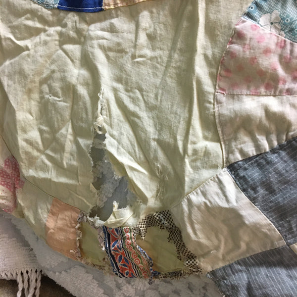 Vintage Quilt Top for Crafts Double Wedding Ring 77 x 95 Damaged